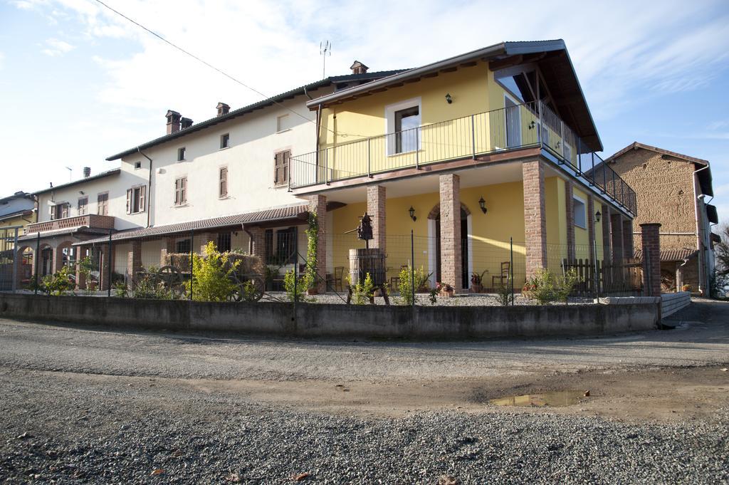 Agriturismo Il Vecchio Portico Francavilla Bisio المظهر الخارجي الصورة